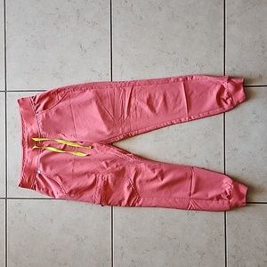 Figs regular waist Zamora Hot Coral small scrub joggers